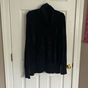 L Turtle Neck sweater